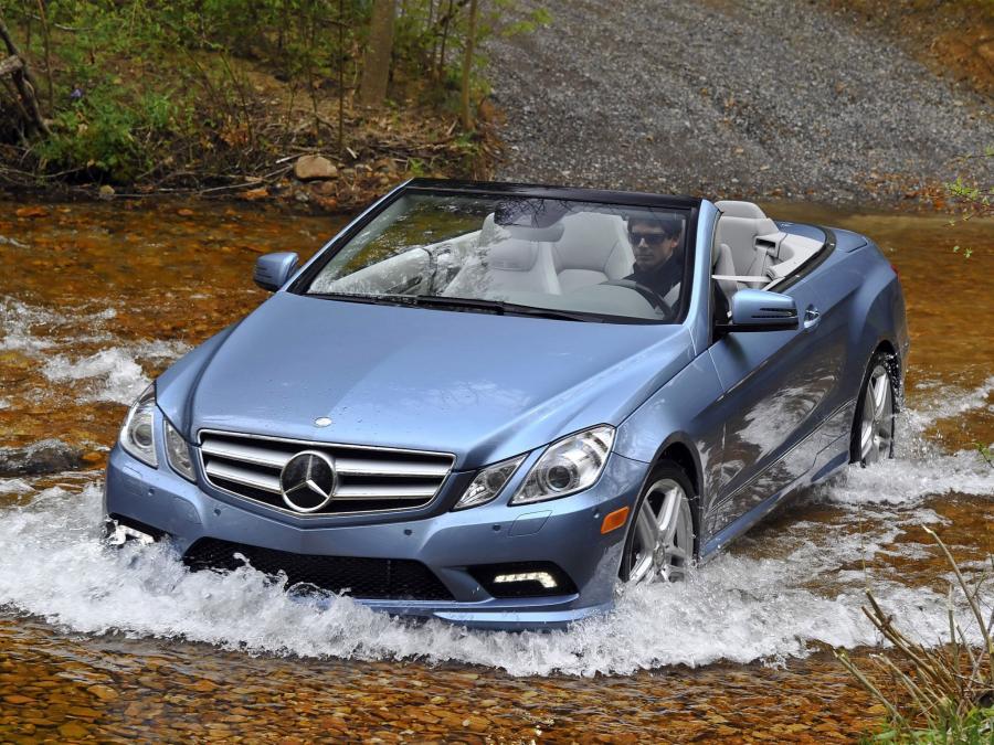  Mercedes-Benz E550 Cabriolet 2010 года  (фото 15 из 21)
